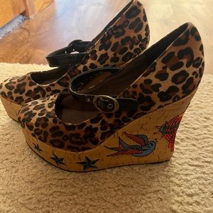 Penthouse flash tattoo cheetah wedges